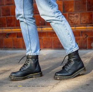 Dr. MARTENS 1460 Virginia Pascal Leather Boots